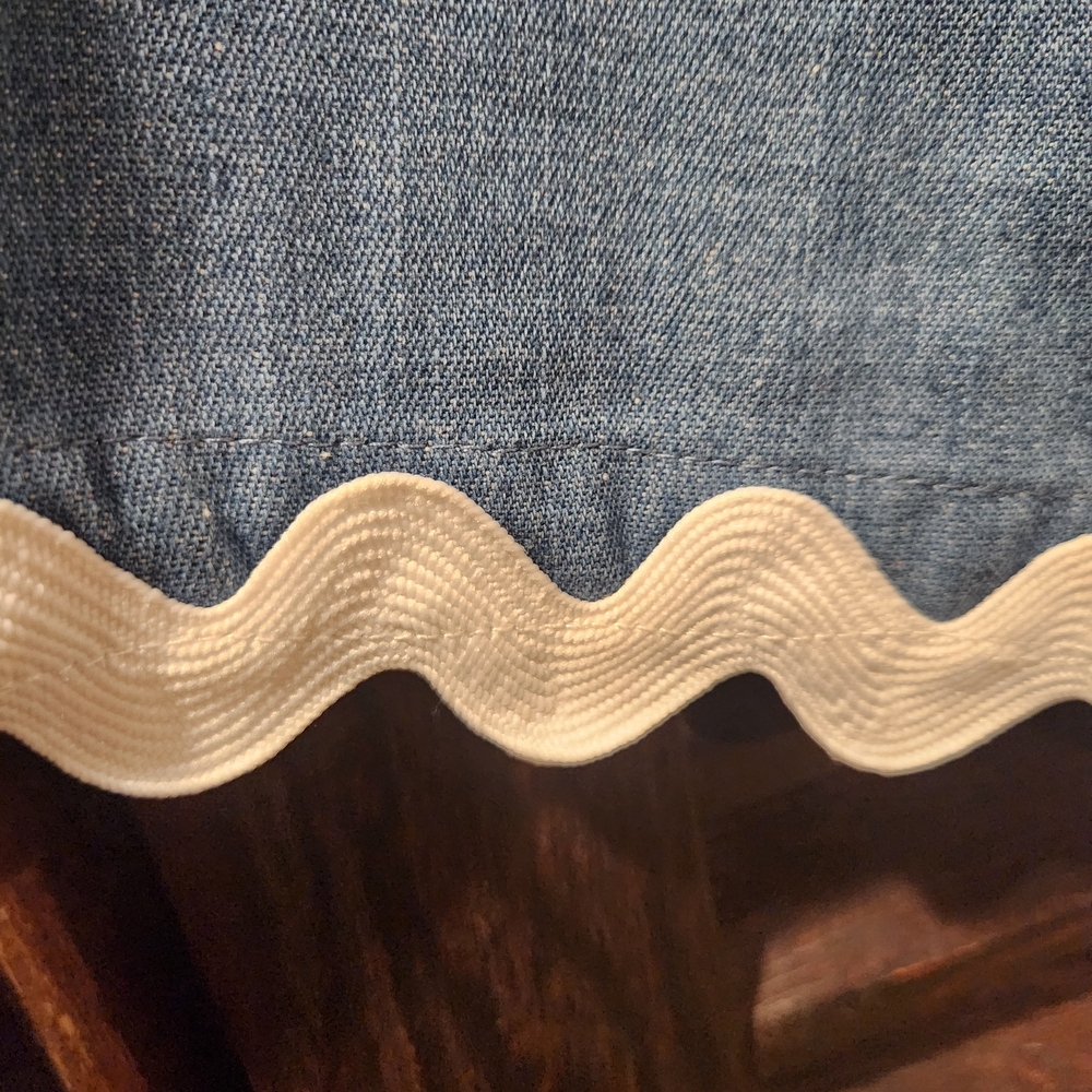 Aaron and Amber Blue Women's Skorts with Cream Detailing - Picture 6 of 6